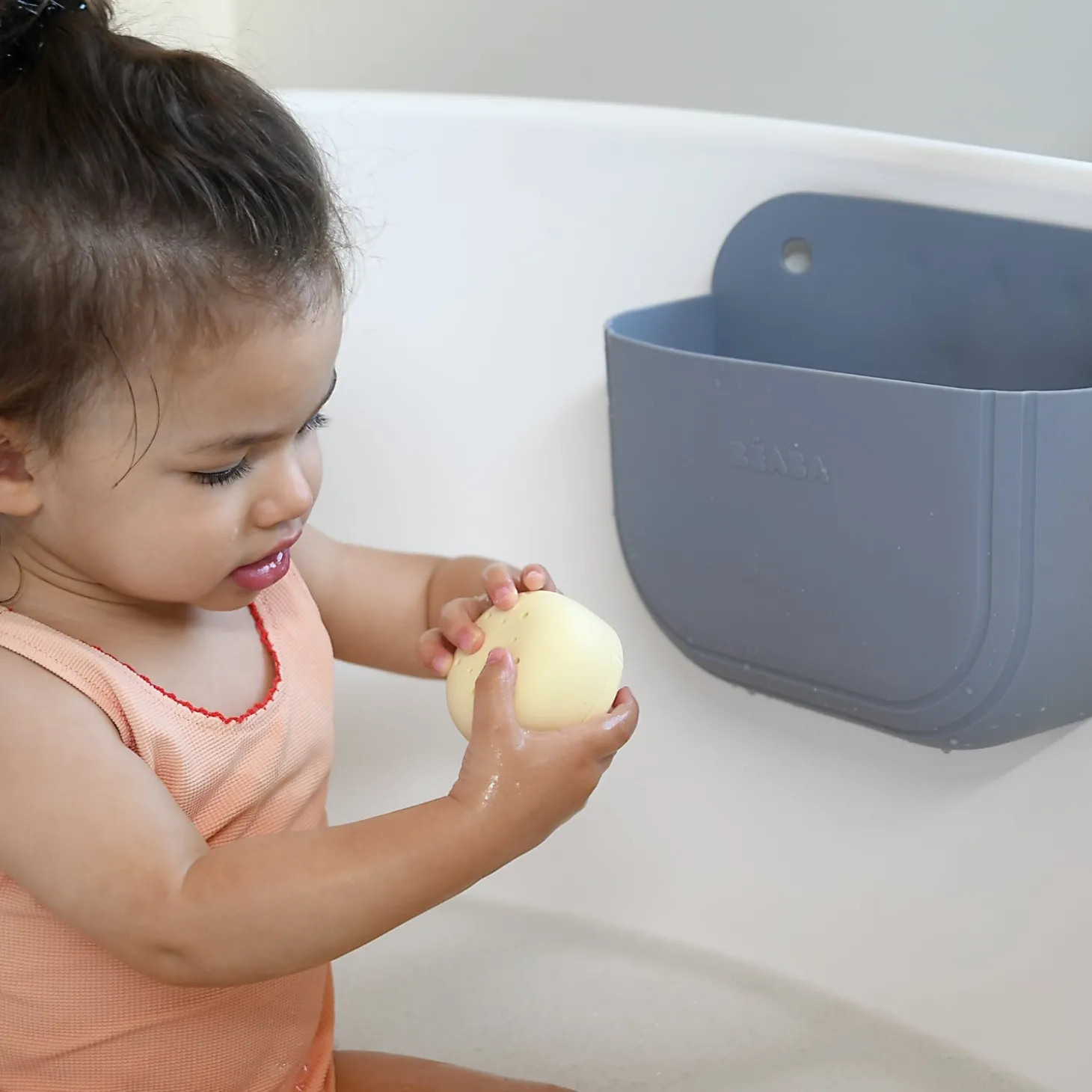 Béaba Coffret Panier Galet et Jouets de bain silicone Galet / Pebble