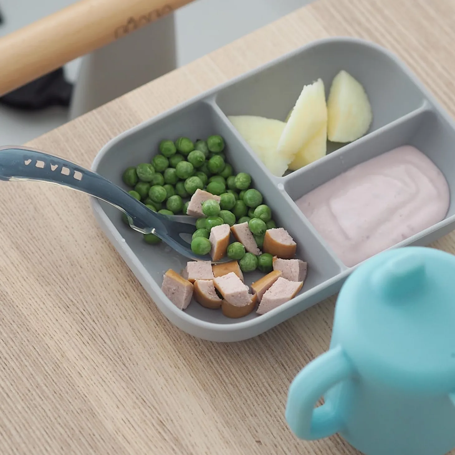 Béaba Coffret repas d'apprentissage en silicone Blue 8 mois+