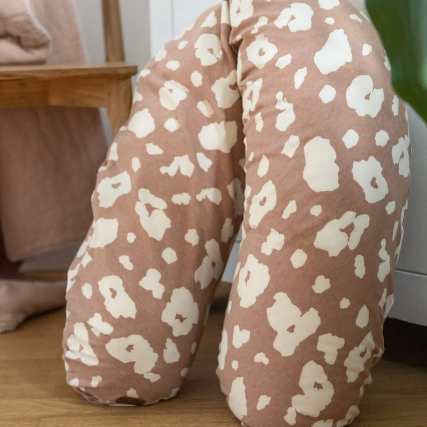 Béaba Coussin de maternité Big Flopsy Jersey Savannah Bloom
