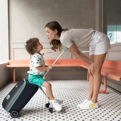 Béaba                    Valise avec l'assise de voyage    Noir            22 l