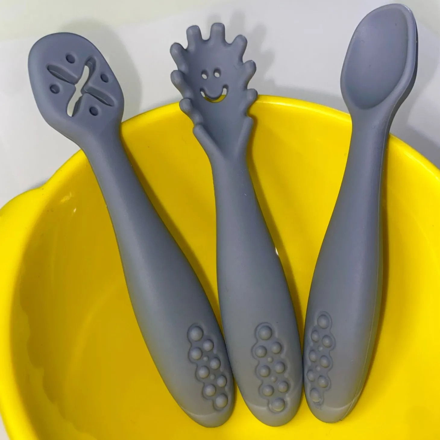 Babireva Set de 3 cuillères d'apprentissage en silicone Gris