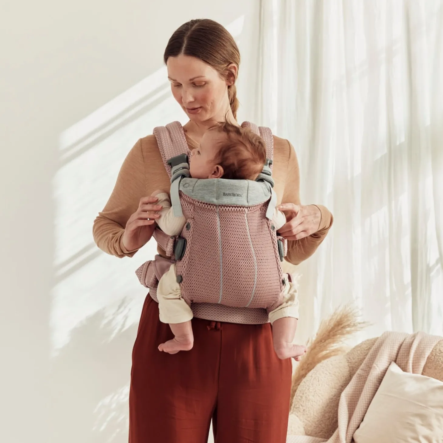 BabyBjörn Porte-bébé Harmony Mesh 3D Rose Poudré