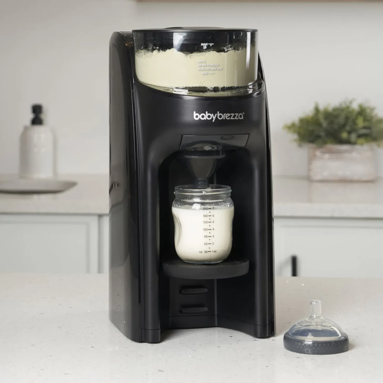 Baby Brezza Formula Pro Advanced All Black