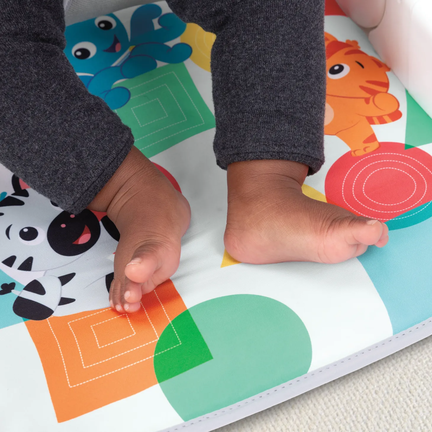 Baby Einstein Rehausseur et siège au sol 4-en-1 Tappin' Tunes Learn-to-Sit Multicolore