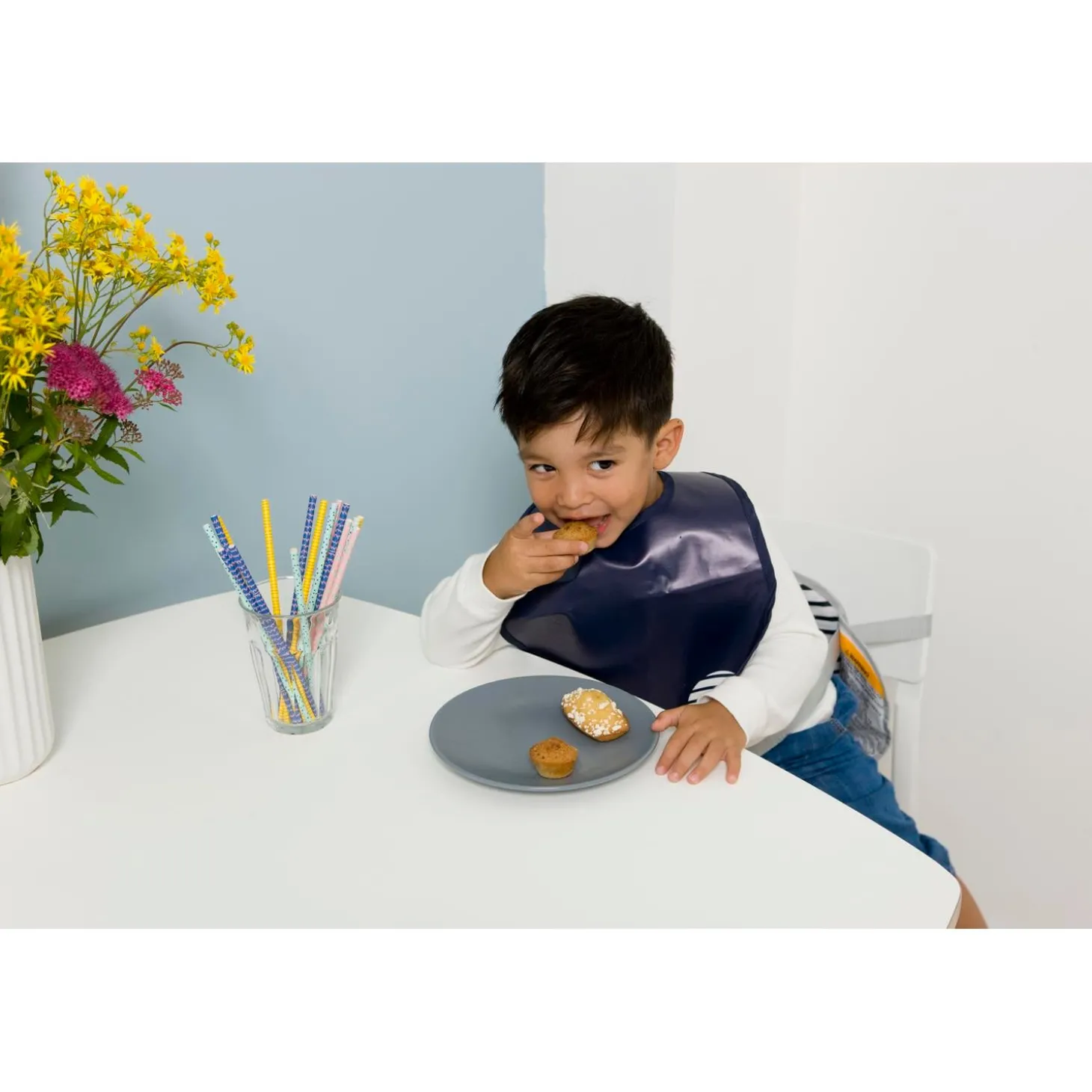 BabyToLove Lot de 2 bavoirs bi-matières Blue Stripes