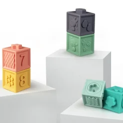BabyToLove                    Mes premiers cubes éducatifs