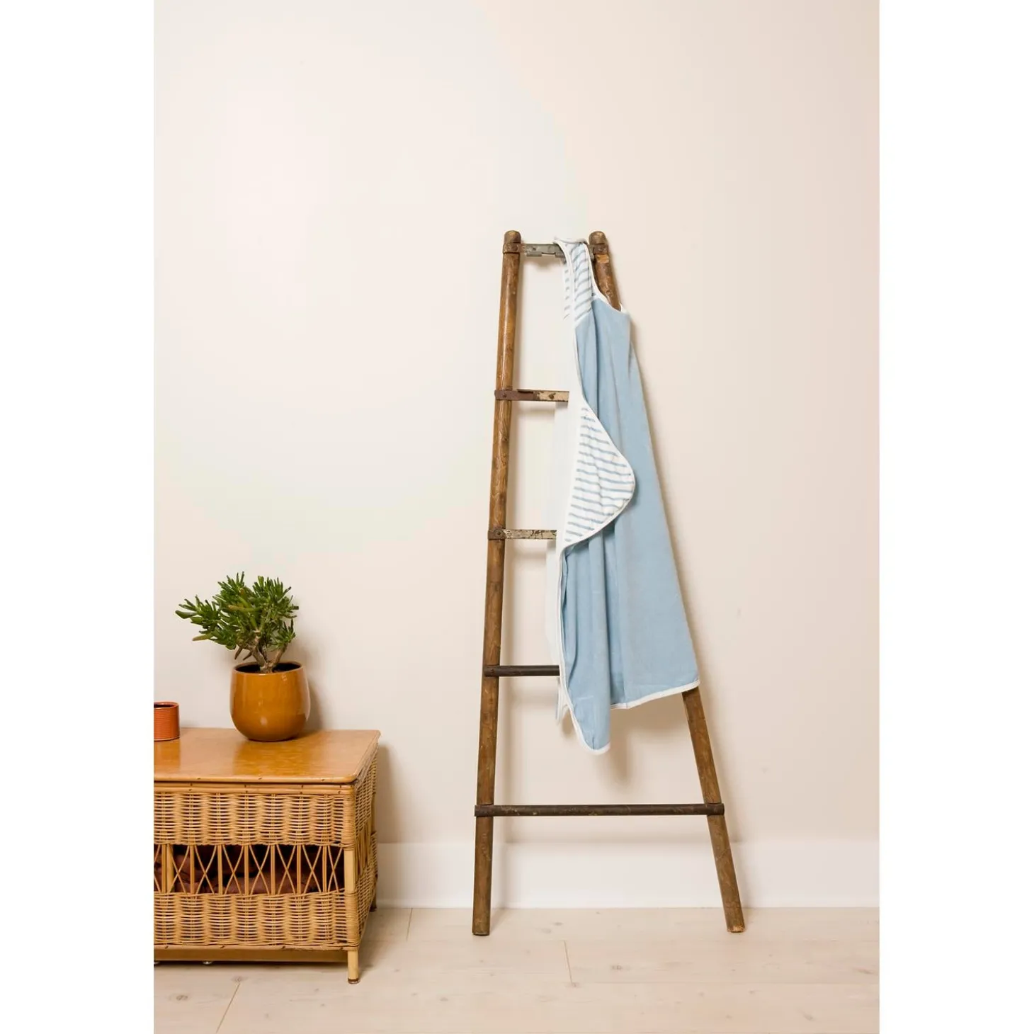 BabyToLove Serviette de bain Papillon Blue Stripes