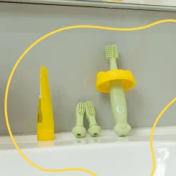 Badabulle Brosse à dents évolutive en silicone Vert/Jaune