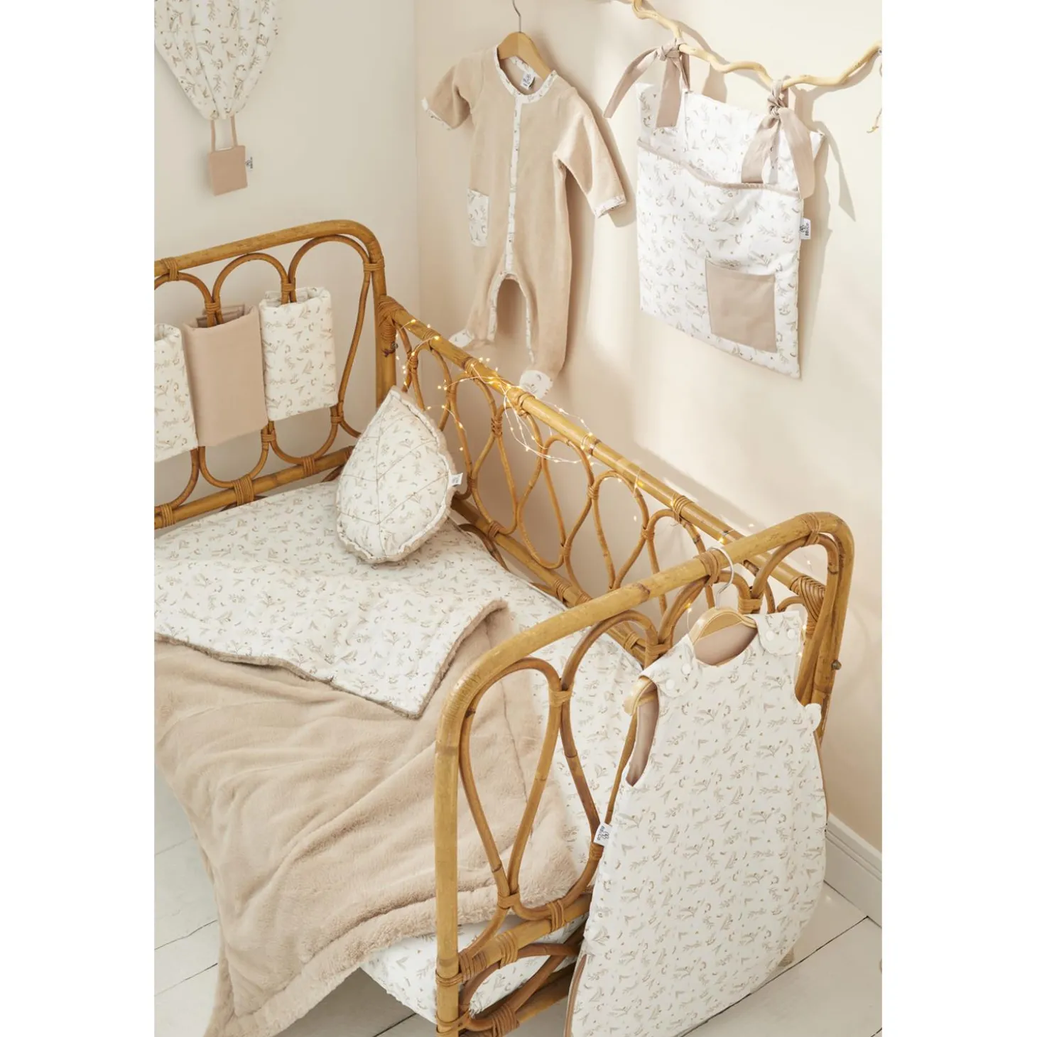 BB&Co Coussin forme feuille Daydream Multicolore