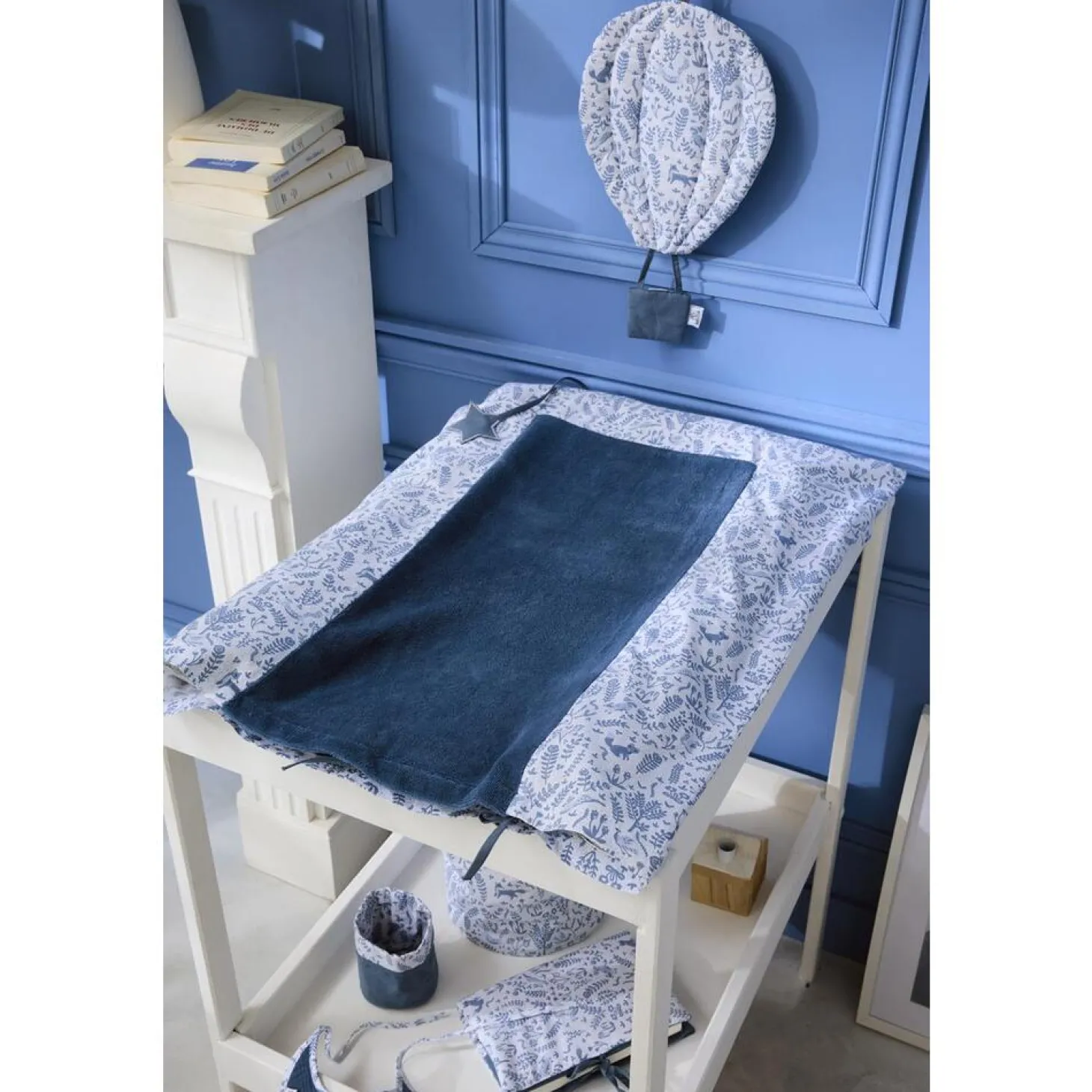 BB&Co Housse de matelas à langer Forêt Enchantée Blanc/ Bleu 60x80 cm