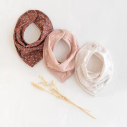 Bemini                    Bavoir bandana Cadum    Blush            25 cm
