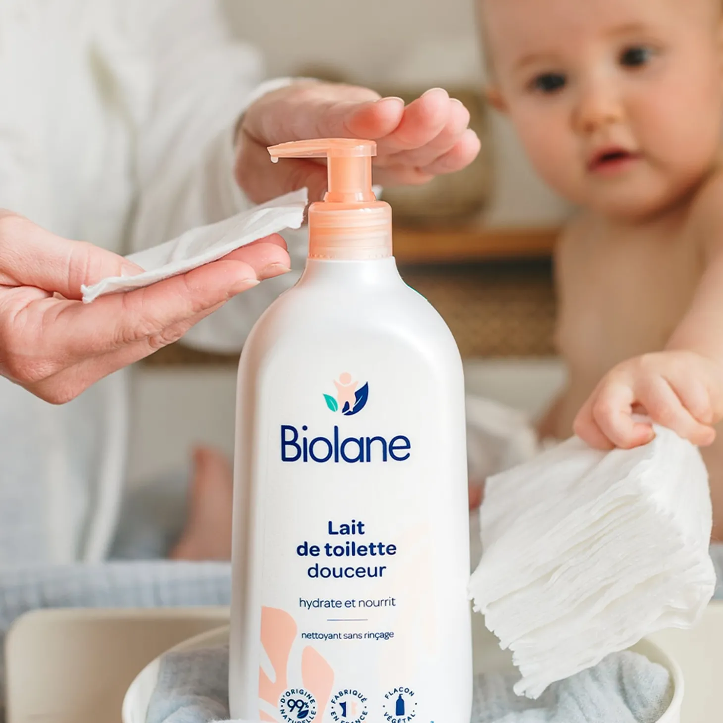Biolane Cotons Pads Bio Bleu Clair Et Blanc