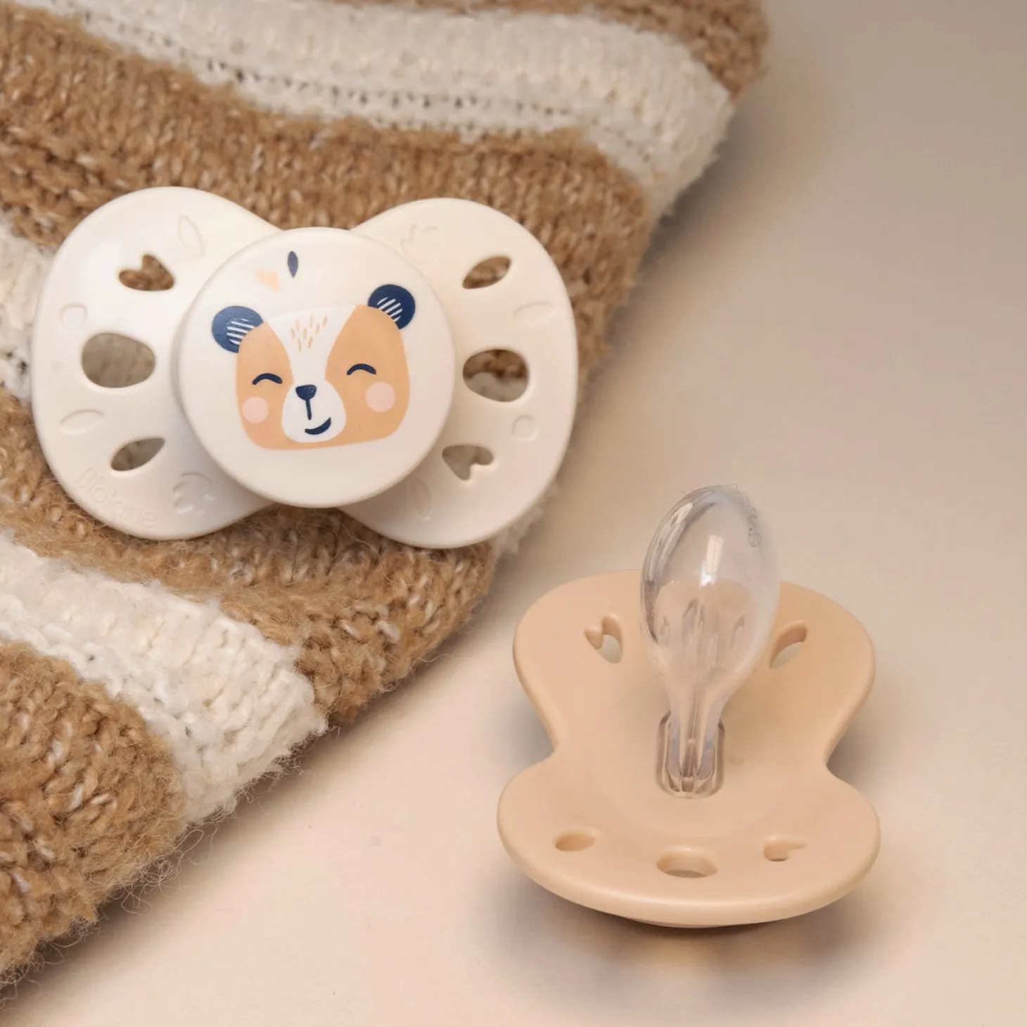 Biolane Sucettes anatomiques Animaux Beige Et Marron 18 mois +