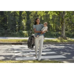 Britax Römer                    Poussette Tira    Carbon Black
