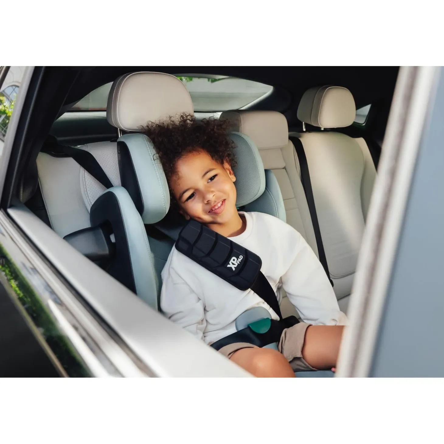 Britax Römer Réhausseur Kidfix Pro Classic Space Black