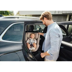 Britax Römer                    Siège auto Dualfix Pro M Style    Teak