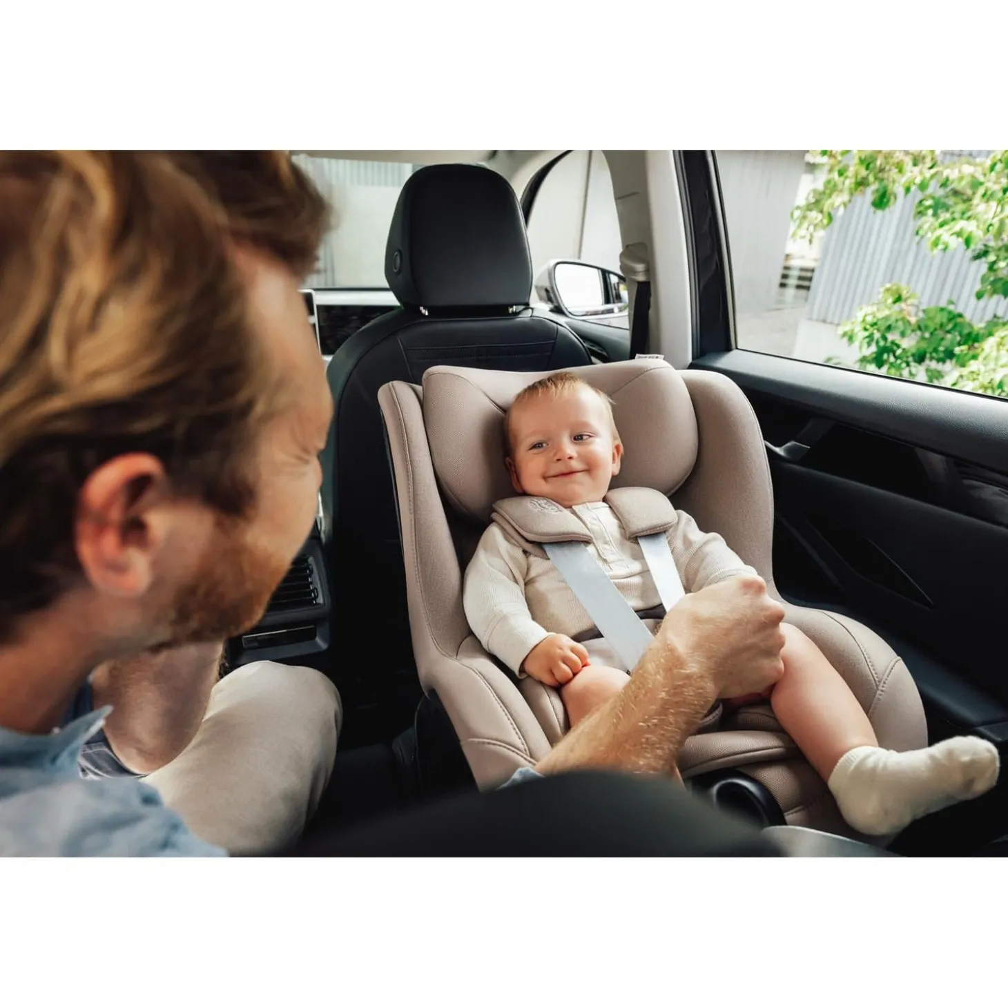 Britax Römer Siège auto Dualfix Pro M Style Style Mineral Grey