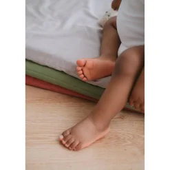 Candide                    Matelas de Voyage Enroulé Zipé    Terracotta