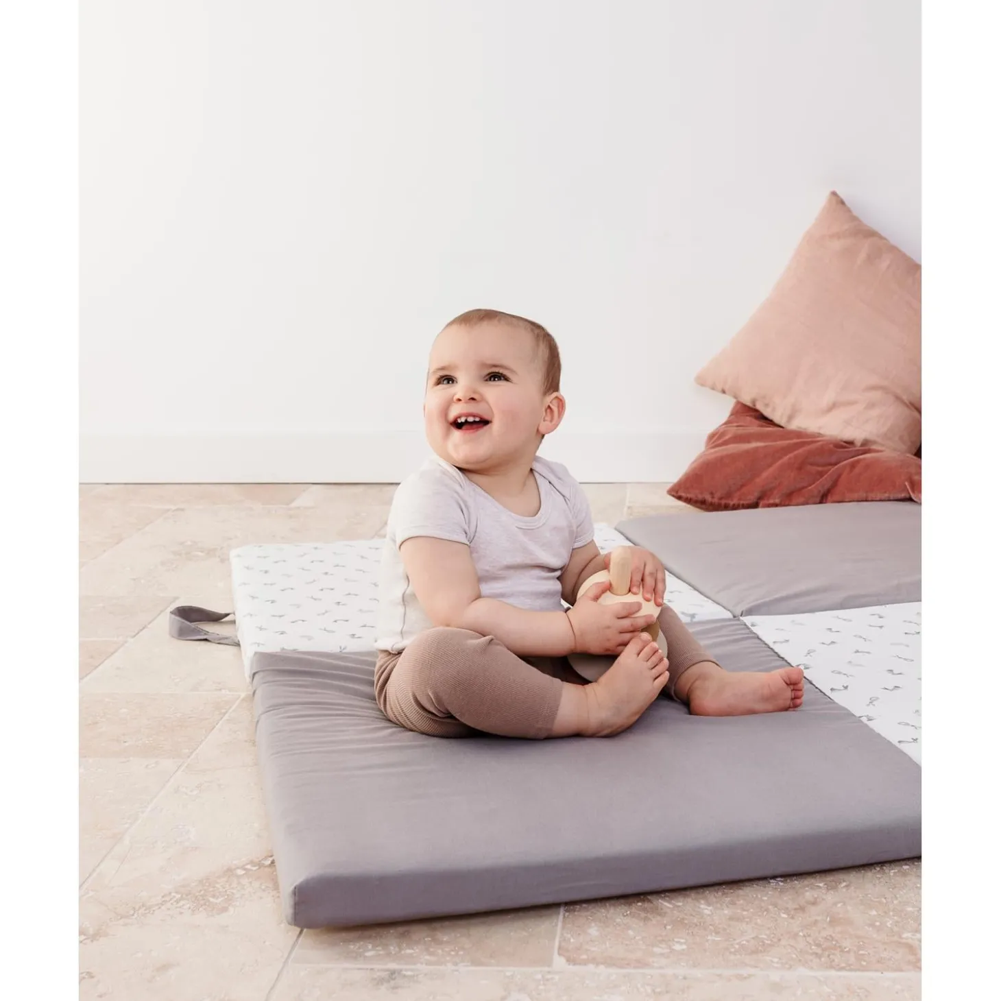 Candide Tapis de motricité Grand modèle Lapins 180x120 cm