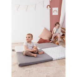 Candide                    Tapis de motricité    Petit modèle Lapins            120x120 cm