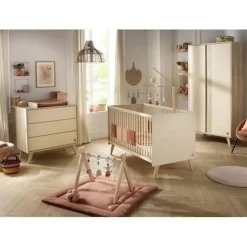Chambre bébé complète Mélinée: Lit bébé 70x140, Commode 3 tiroirs, Armoire 2 portes , plan offert de Sauthon