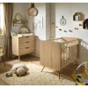 Chambre bébé duo Sixties : Lit bébé 60x120 cm Bois Chêne doré, Commode 3 Tiroirs Bois Chêne doré                             de Sauthon