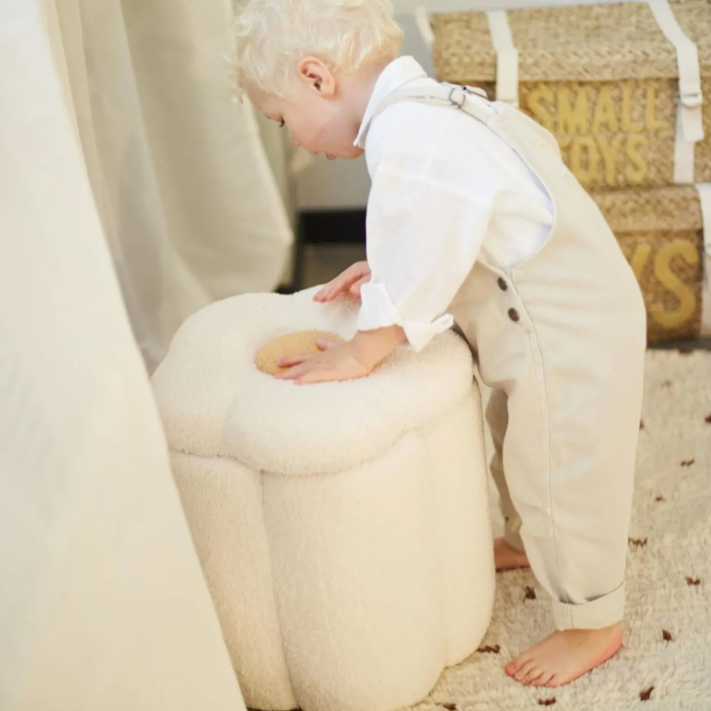 Childhome Pouf flowers Ecru