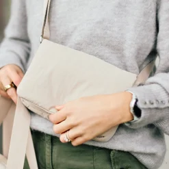 Childhome                    Sac à Langer + Pochette Mellow    Beige