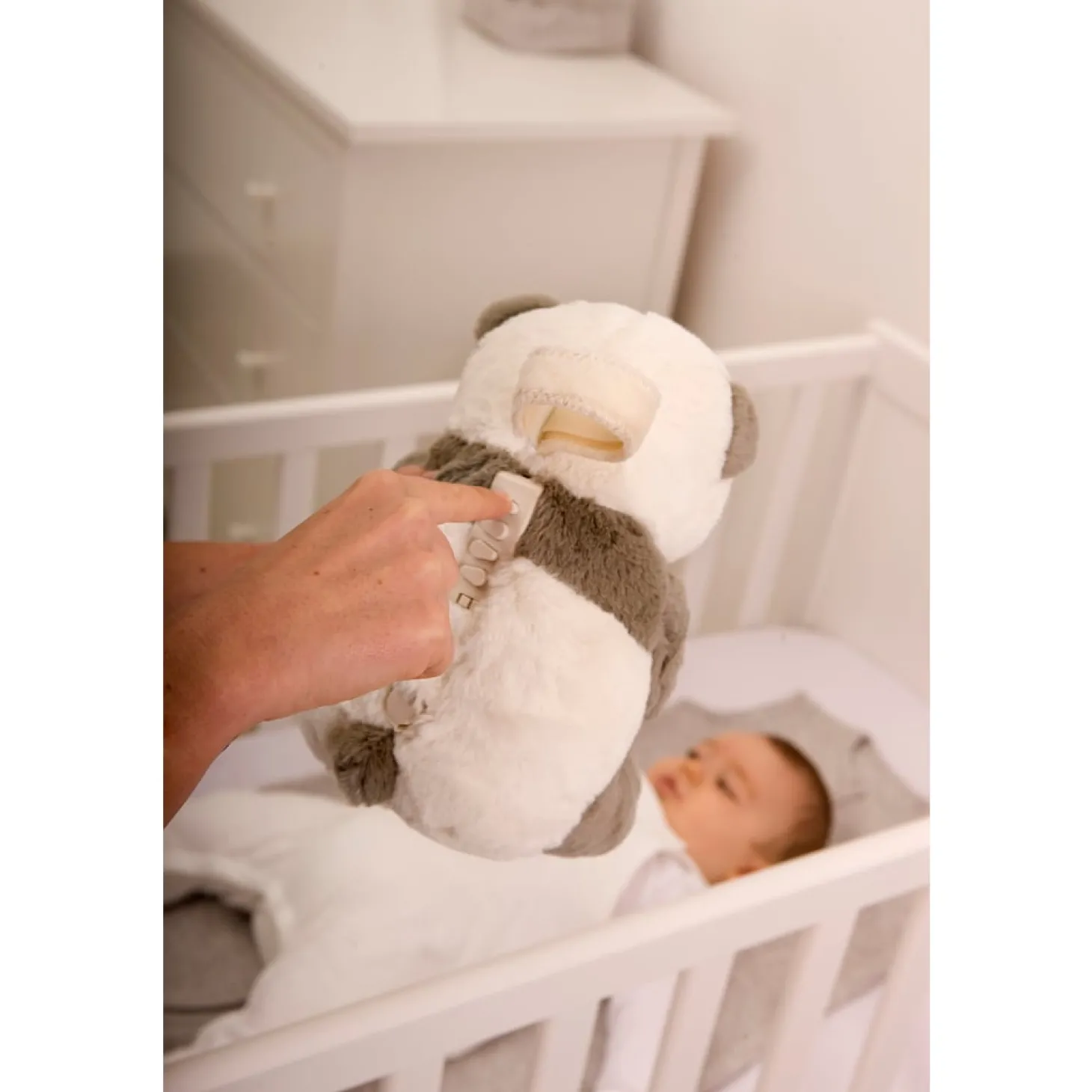 Cloud b Peluche veilleuse Peaceful Panda