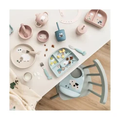 Done by Deer Assiette ventouse Silicone Tiny farm Stick&Stay Sable