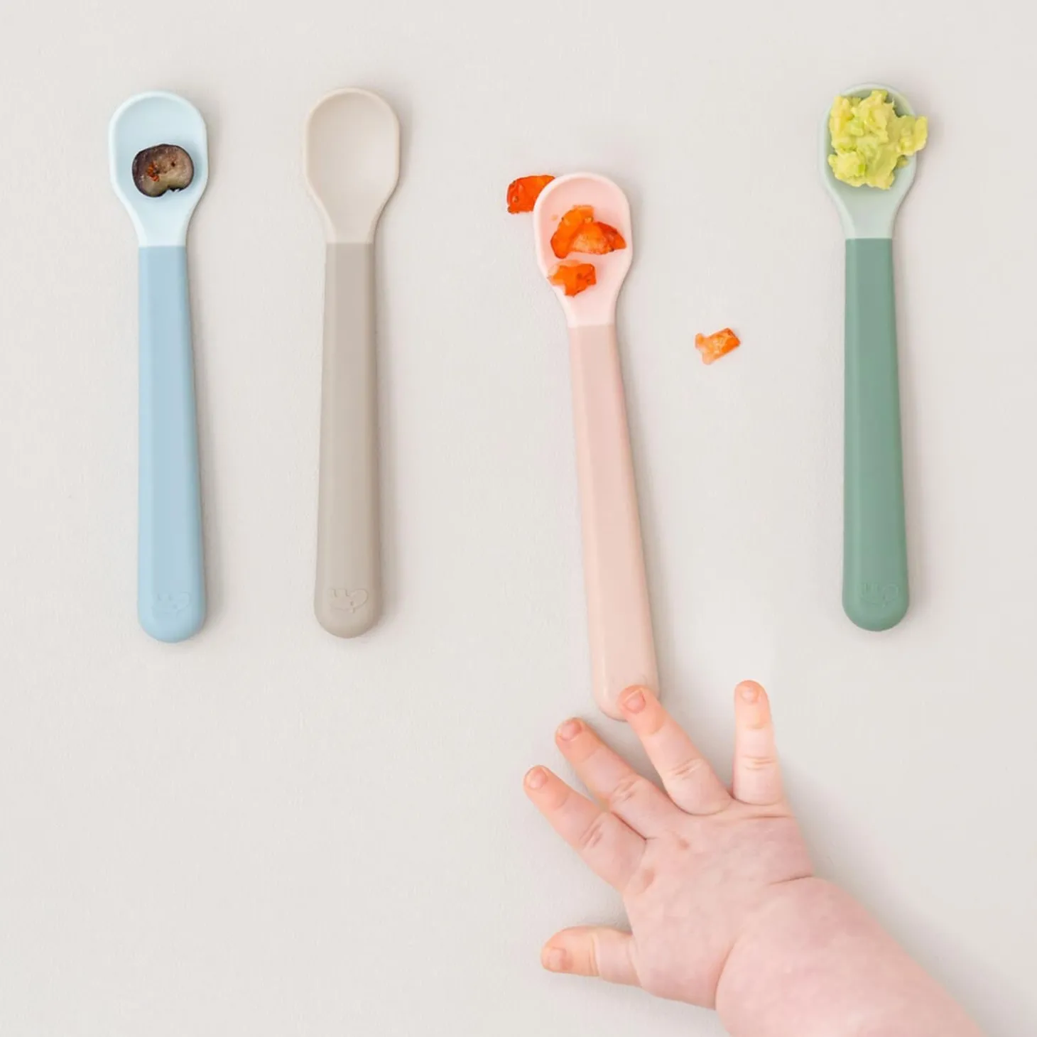 Done by Deer Cuillère bébé Foodie Easy-grip lot de 3 Sable