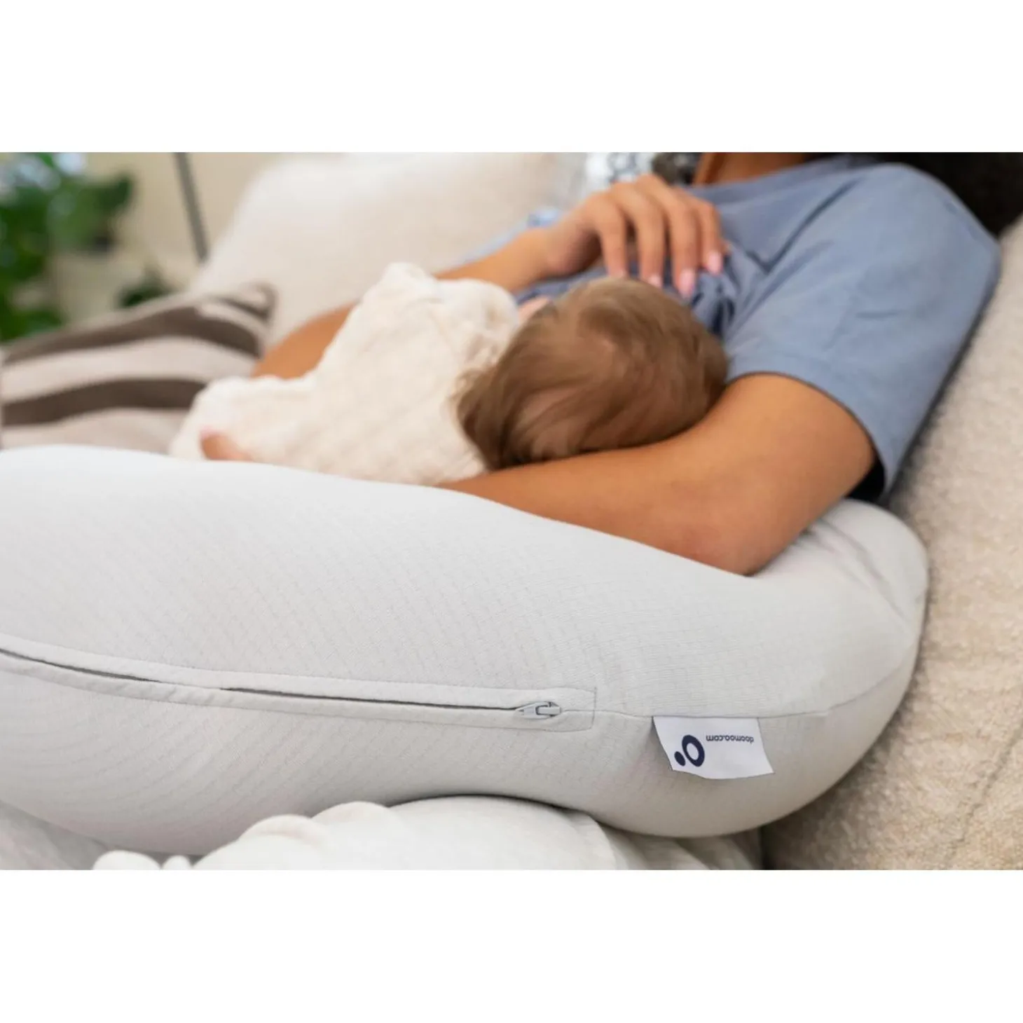 Doomoo Coussin twisty 2en1 Gris