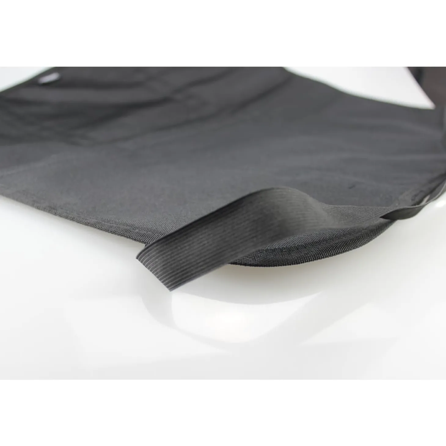 Ezimoov Protection de siège Mat 3-en-1 éco-conçu Noir