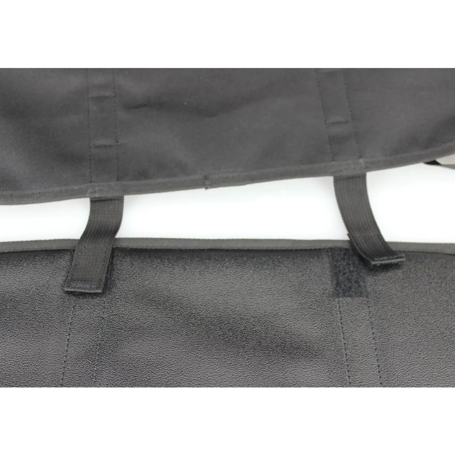 Ezimoov Protection de siège Mat 3-en-1 éco-conçu Noir