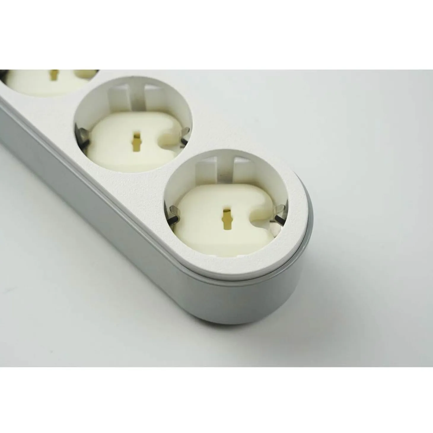Formula Baby Lot de 12 cache-prises Blanc