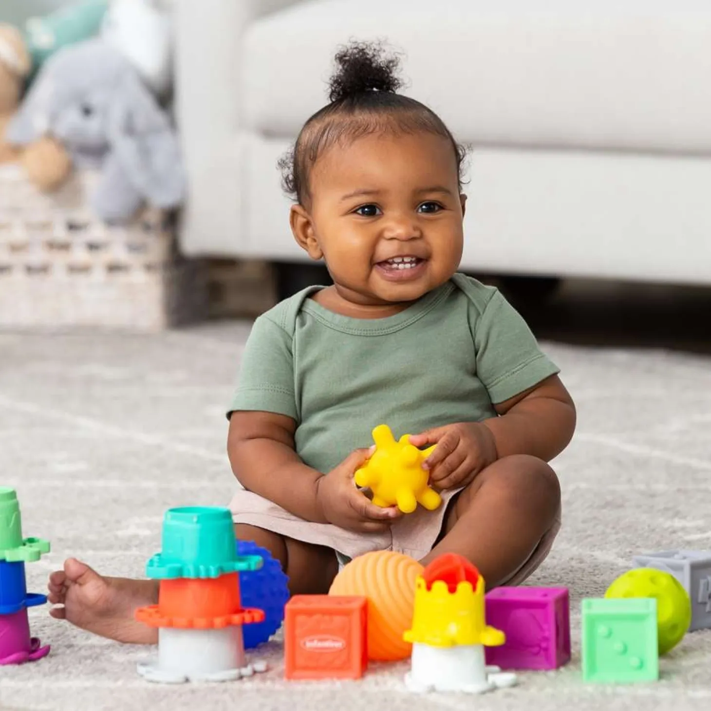 Infantino Coffret sensoriel 16 pièces