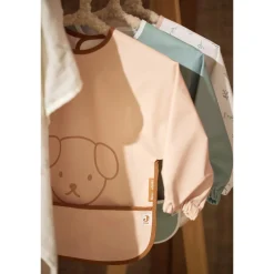 Jollein                    Bavoir à manches imperméable Miffy Peekaboo    Wild Rose