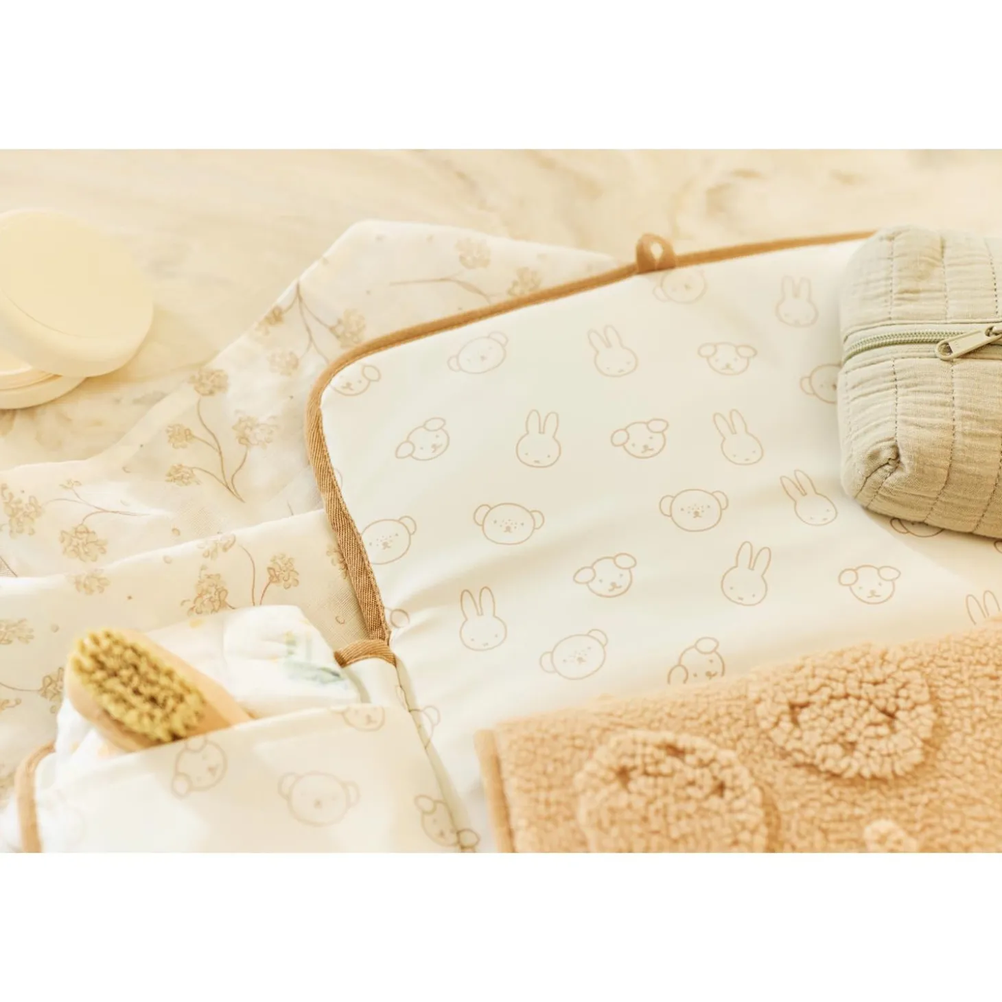 Jollein Tapis à Langer nomade avec poches Teddy Biscuit