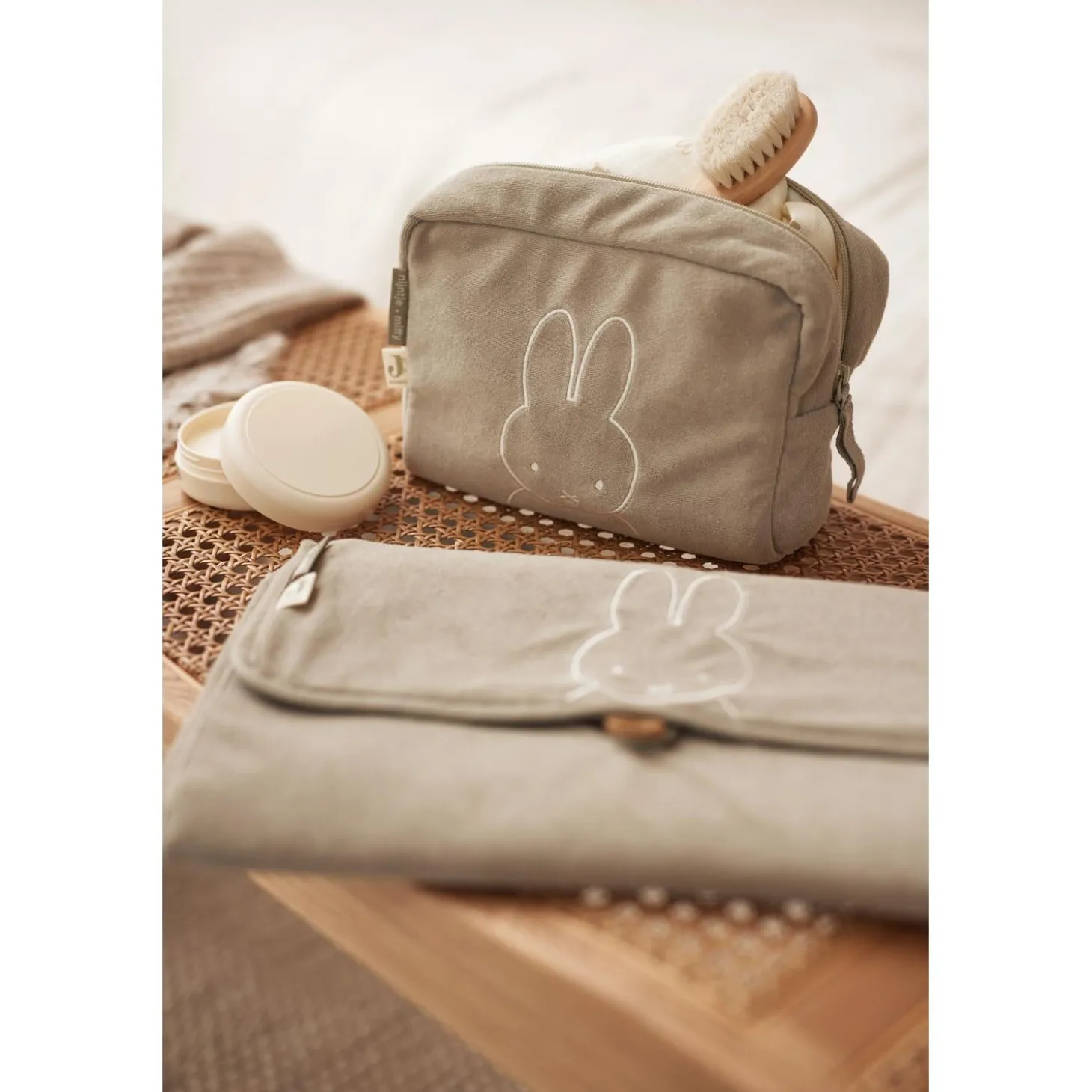 Jollein Tapis à langer nomade Éponge Miffy Olive Green