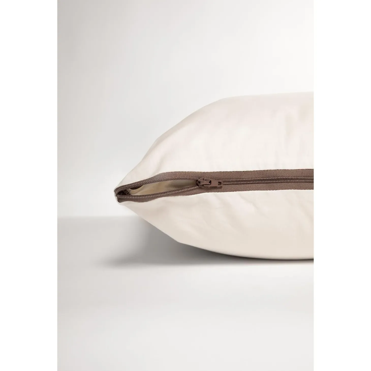 Kadolis Oreiller Bébé Maui Enveloppe Coton Bio Blanc 35 x 45 cm