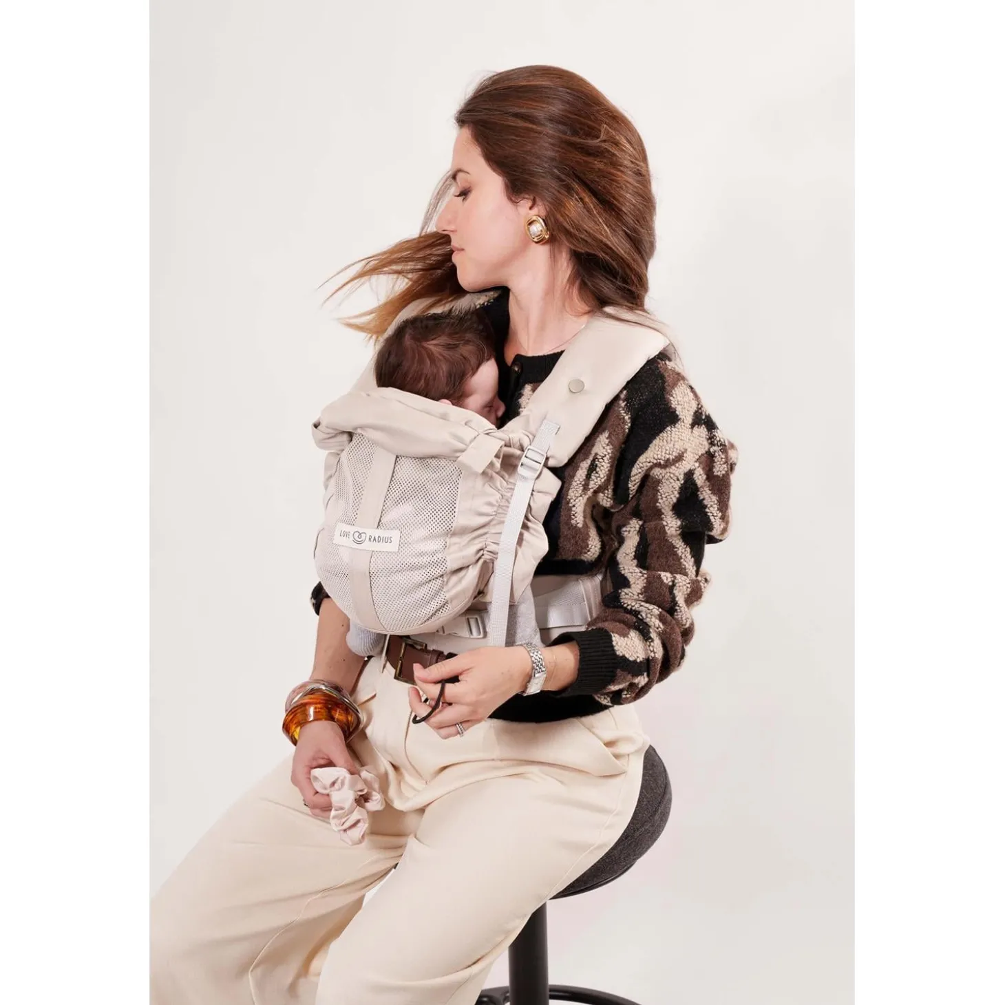 Love Radius by JPMBB Porte-bébé PhysioCarrier 2 Or blanc