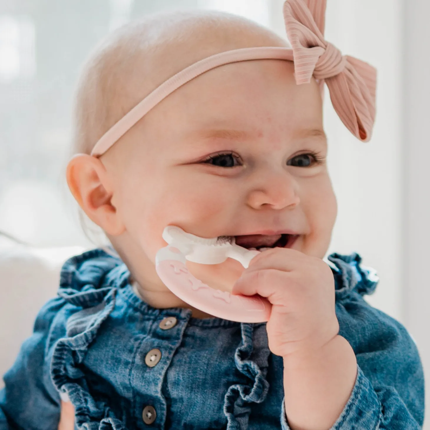 MAM BABY Anneau de dentition nettoyant Panaché 3 mois+