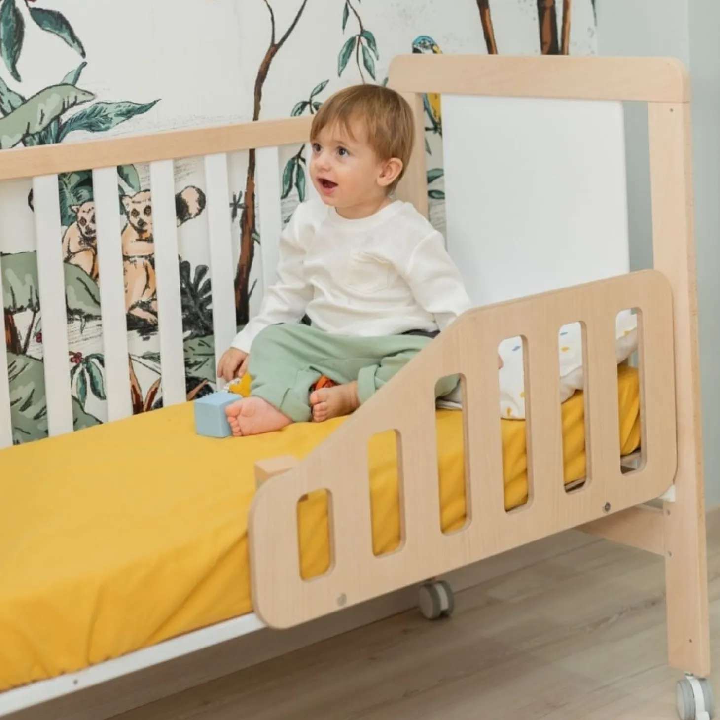 Micuna Barrière Montessori Marron