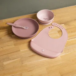 Nattou                    Coffret repas avec bavoir/biche Silicone    Rose