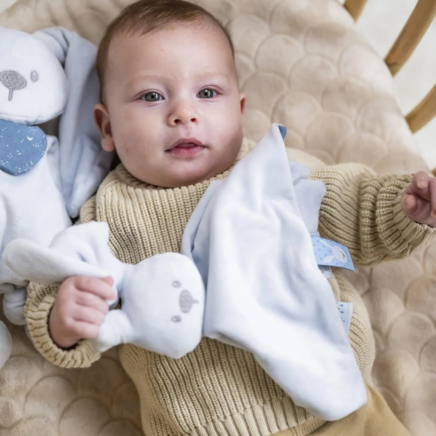 Nattou Doudou Lapidou Glow avec motif imprimé Bleu