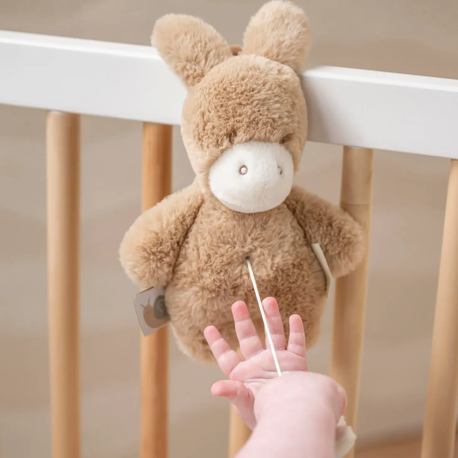 Nattou Mini Peluche Musical Loulou Âne Caramel