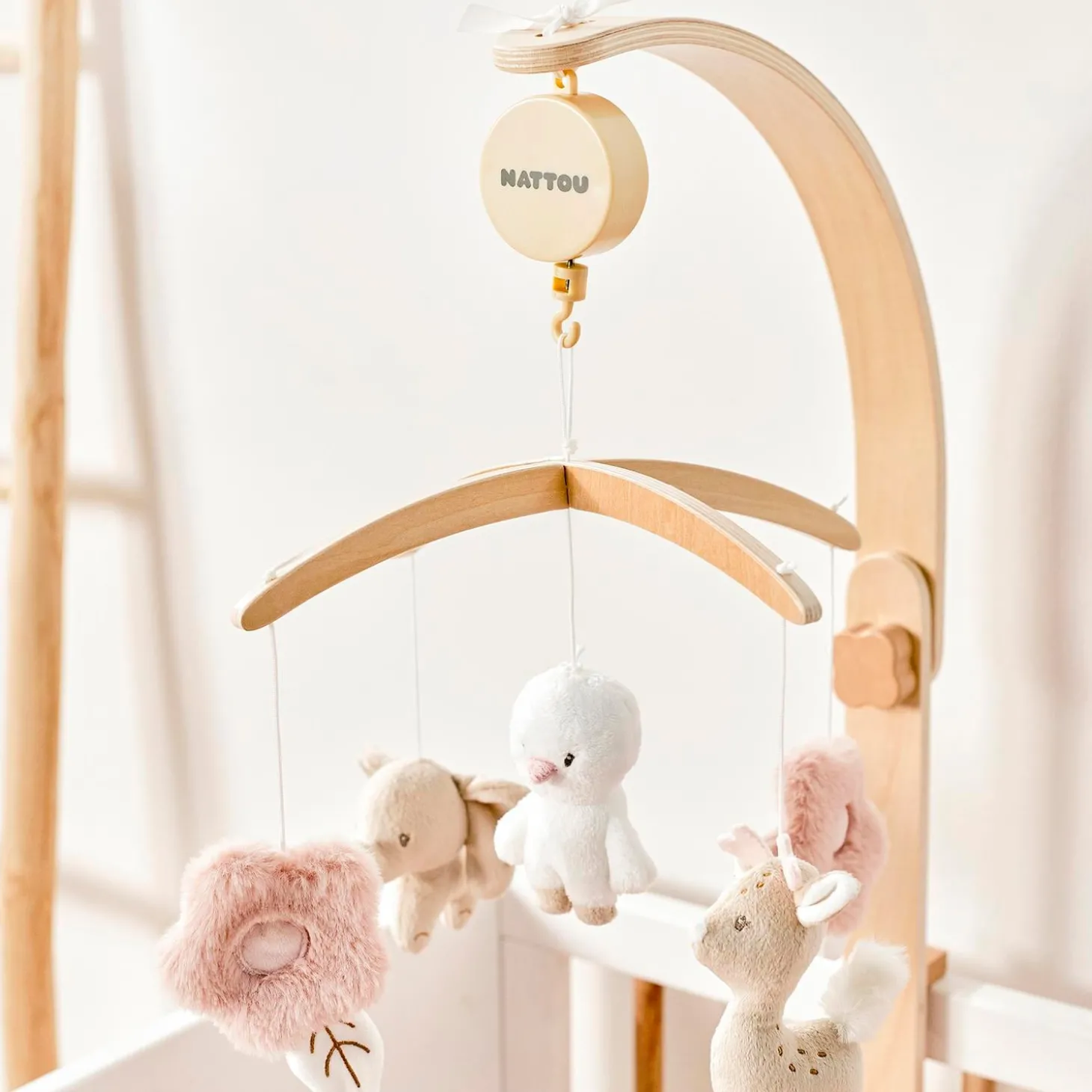 Nattou Mobile Musical Potence Bois Fanfan Rose