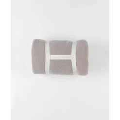 Noukie's                    Couverture en fausse fourrure ouatiné M&M24    Beige            75x100 cm