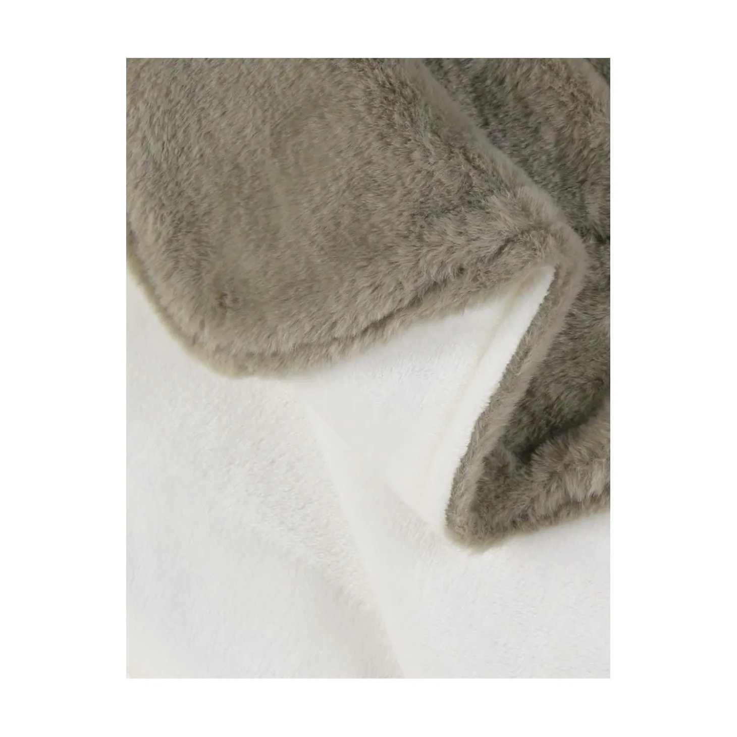 Noukie's Couverture fausse fourrure M&M25 Kaki 75x100 cm