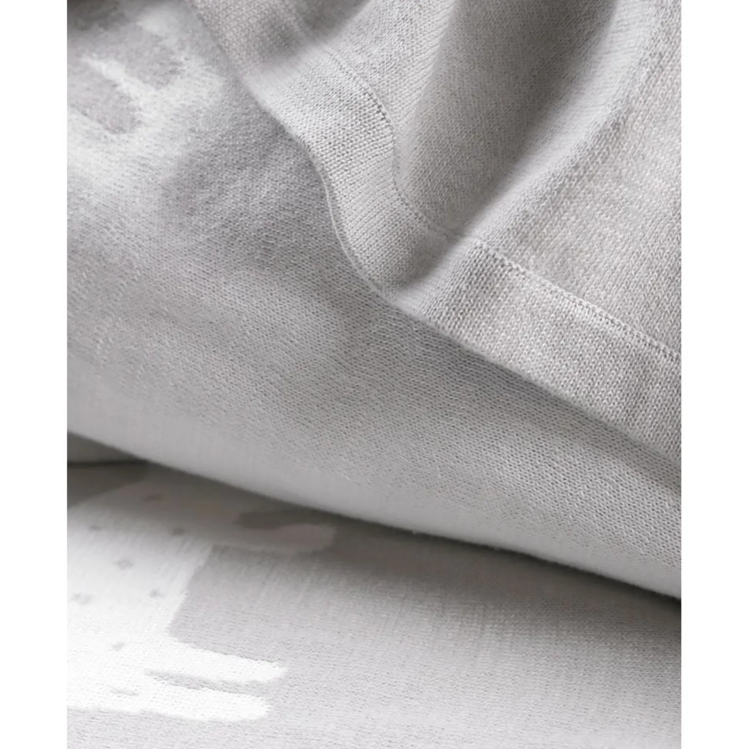 Noukie's Couverture tricot Babou et Kendi Grise 75x100 cm